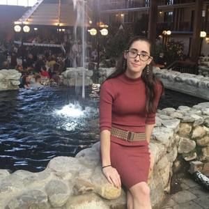 Meet your Posher, Taylor